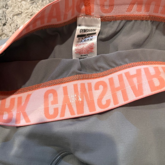 Gymshark Grey Leggings with Peach Waistband Size Small - Picture 4 of 4